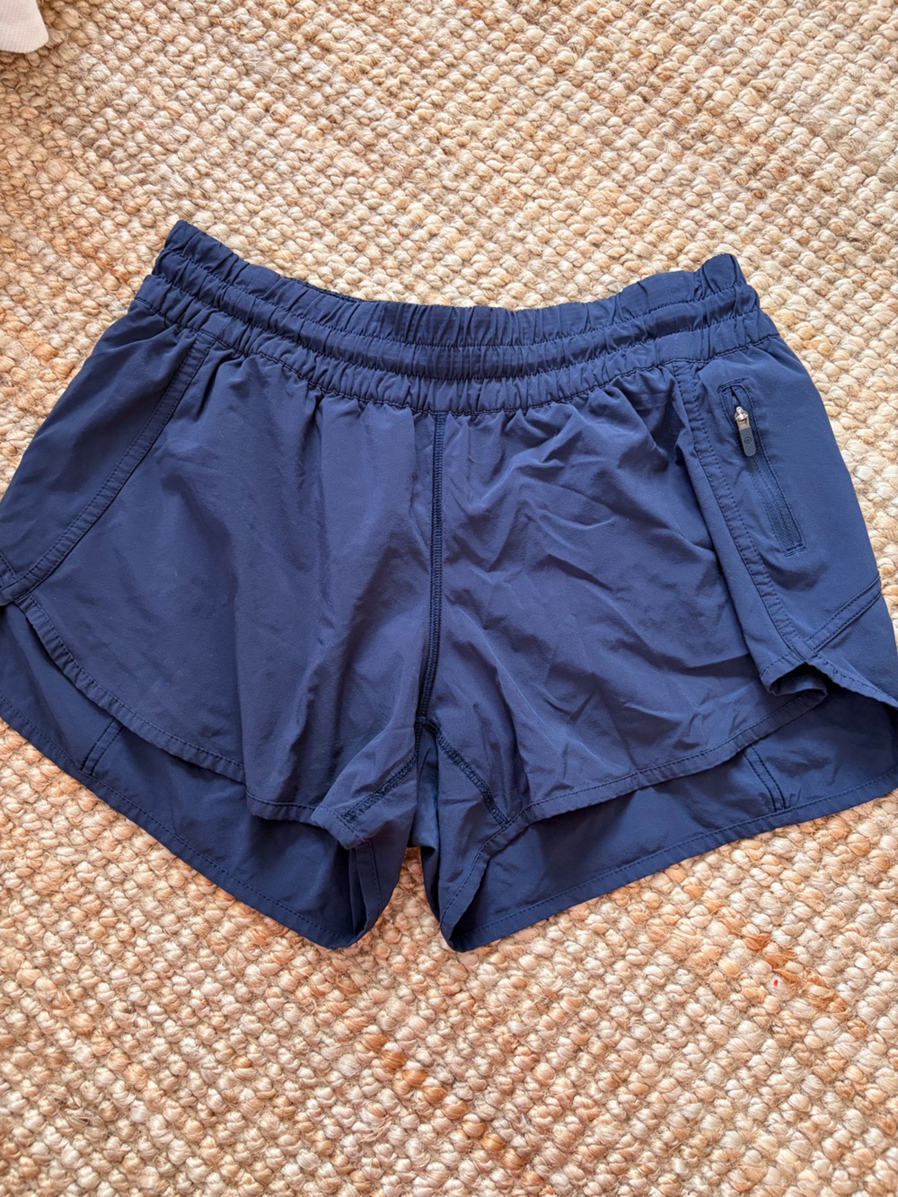 Lululemon Tracker Short Size 12